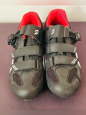 NWOB Peloton Cycling Shoes Womens Size 8 Black Indoor Spin Bike Cleats